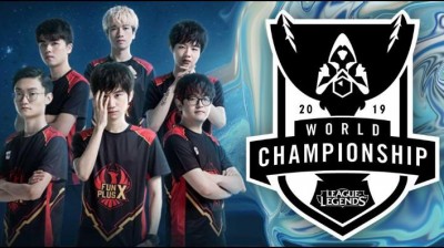 FunPlus Phoenix LOL World Champion