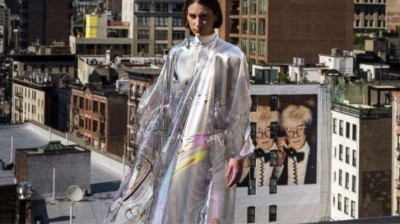 El vestido que no existe se vende por 9500€