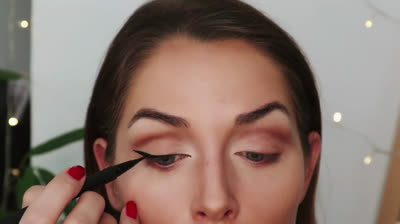 Angelina Jolie for a day thanks to the power of makeup