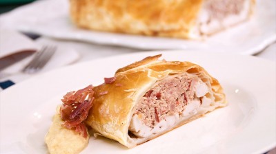 Mexican cake with chicken in sauce