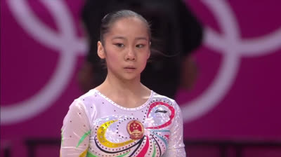 Deng Linlin oro en barra de equilibrios en Londres 2012