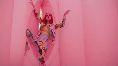 La rompedora campaña de Miranda x Desigual