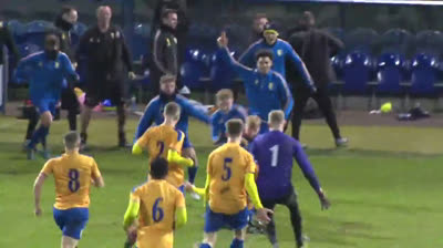 Minuto 95, pierdes 1-0, última jugada del partido y pasa esto