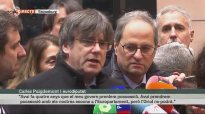 Puigdemont with Comín and Torra before enter Europarliament