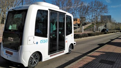 The Z10 arrives in Madrid. Electric coach without driver.