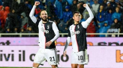 Higuain's goal after a spectacular play with Dybala