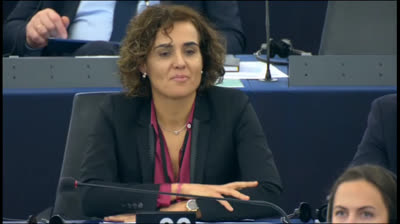 Rifirrafe Puigdemont y Dolors Montserrat en la Eurocamara