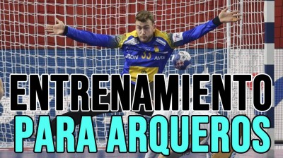 Entrenamiento de porteros del Barcelona de balonmano