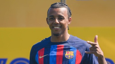 Presentación oficial de Koundé con el Barça