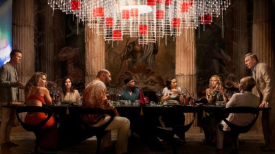 Tráiler de “Puñales por la espalda: El misterio de Glass Onion”