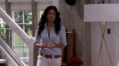 Tierra de Reyes Capítulo 13