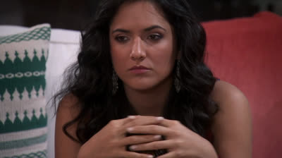 Tierra de Reyes Capítulo 102