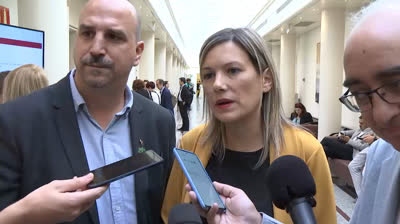 LA SENADORA DE TERUEL EXISTE ,BEATRIZ MARTÍN,RESPONDE A LA MINISTRA