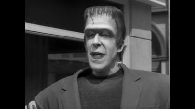 La Familia Monster 2x13 - Español