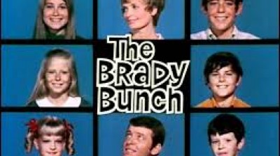 La tribu de los Brady (opening)