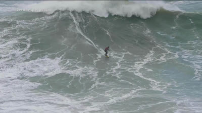 Surf: Gigantes de Nazaré 2019