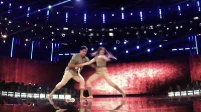 Blindfolded Performance | Sean Lew & Kaycee Rice