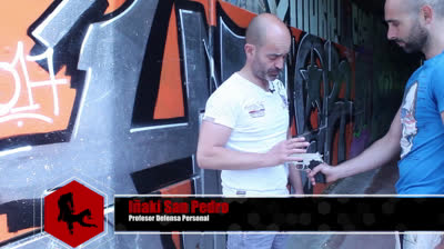 STREET FIGHT: Defence against a Knife and a Gun