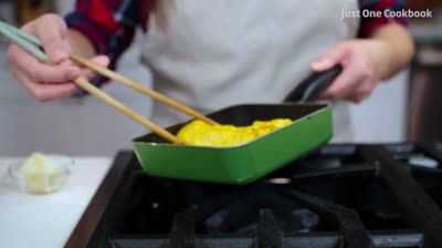 Preparación de Tamagoyaki - Paso a paso