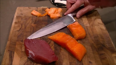 How to prepare Salmon Sashimi