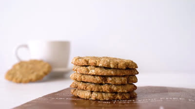 Galletas de avena súper crujientes para acompañar ese vaso de leche (Vegano)