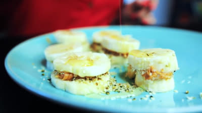 Tasty vegan desserts for children 