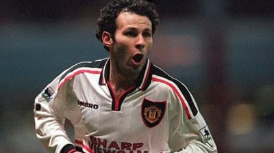 Gran tiro e gol di Ryan Giggs contro l'Arsenal