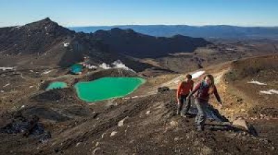Camminando su per il vulcano Tongariro
