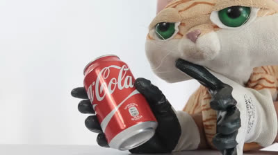 ¿Qué pasa si mezclas Coca Cola con sal?