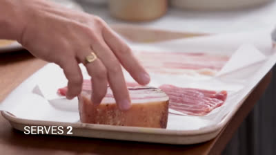 Jamie Oliver nos enseña a hacer spaghettis carbonara