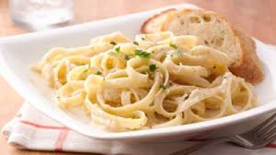 Come fare le fettuccine Alfredo