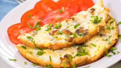 Egg whites omelette. Healthy version