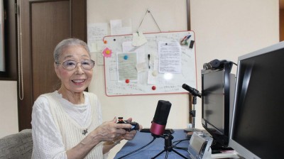 ¡Lo nunca visto! ¡Una abuela gamer!