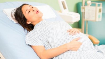 Pushing technique during labor