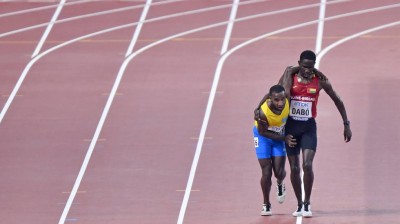 ¡Ayuda a su máximo rival a terminar la carrera!