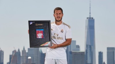 Hazard reacts to his FIFA 20 cover from New York