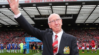 Hoy cumple años Bobby Charlton. ¡Leyenda!