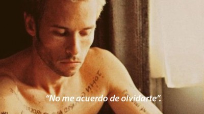 Can't remember to forget you - Memento
