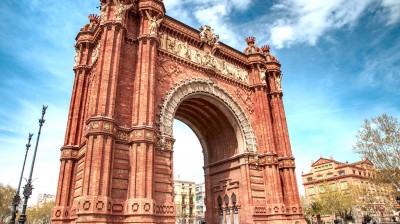 Visit to the "Arc de Triomphe" - Barcelona